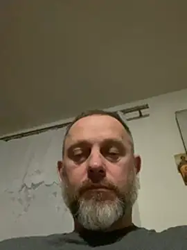 Snapshot of GHsveter chatting on April 2026 09:21:02 PM GHsveter online show from April 2026 09:21:02 PM