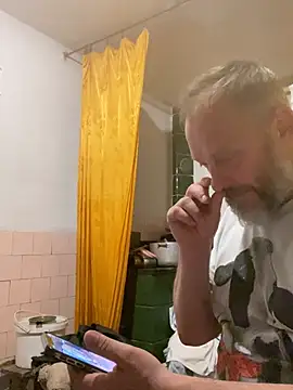 GHsveter online show from May 2026 07:51:01 PM