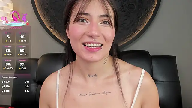 Snapshot of miss_sharlotte18 chatting on March 2025 12:07:02 AM miss sharlotte18 online show from March 2025 12:07:02 AM
