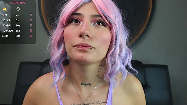 miss sharlotte18 online show from February 2026 06:03:02 PM