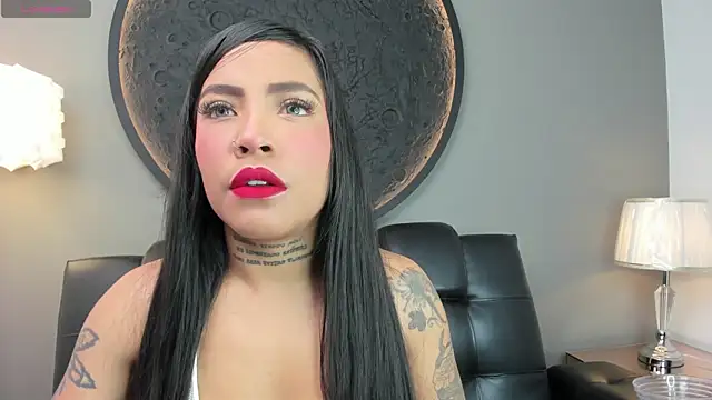 miss vaiolette online show from February 2025 11:01:02 AM