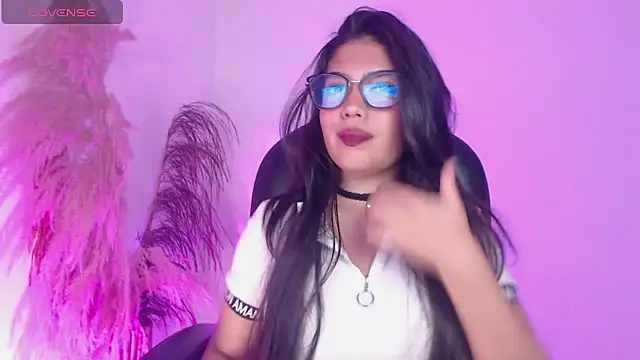 Snapshot of liz_bedoutxx chatting on October 2025 12:19:01 AM liz bedoutxx online show from October 2025 12:19:01 AM