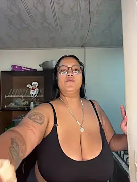 Snapshot of Teffy__xxx chatting on April 2026 11:57:02 PM Teffy xxx online show from April 2026 11:57:02 PM