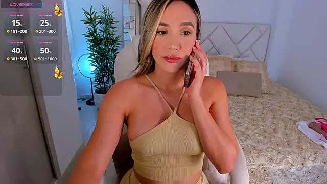 Snapshot of NiaBennet_ chatting on February 2025 08:04:01 PM NiaBennet online show from February 2025 08:04:01 PM