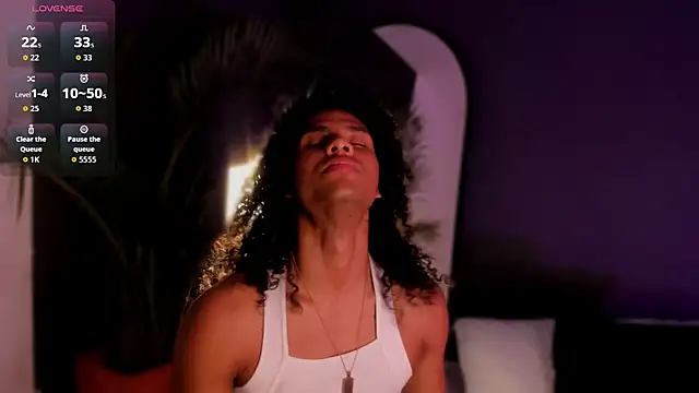 Lucas eevans online show from December 2025 02:56:02 PM