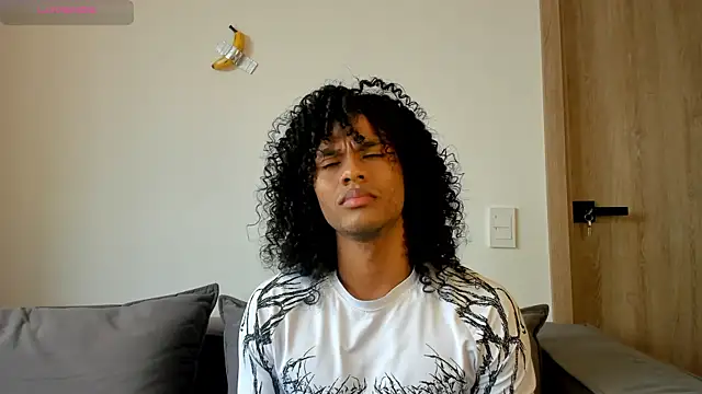 Lucas eevans online show from July 2026 02:33:01 PM