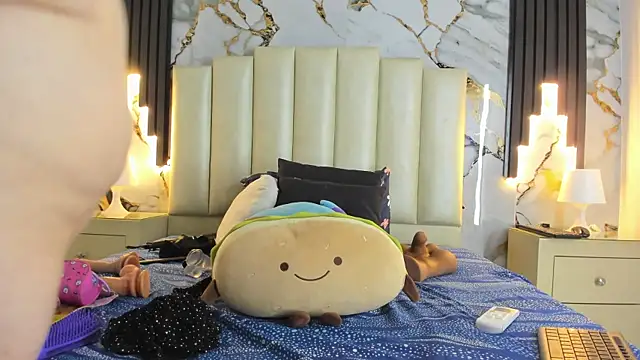 mollieblue69 online show from March 2025 02:50:01 AM