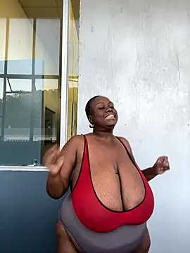 Biggblackboobs online show from November 2025 04:29:01 PM