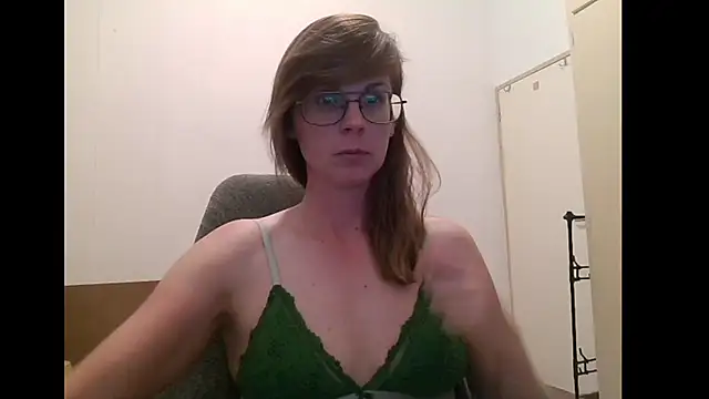 Snapshot of SavannaGirly chatting on April 2026 06:53:02 PM SavannaGirly online show from April 2026 06:53:02 PM