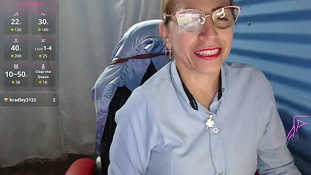 Snapshot of Chayla_Ruiz chatting on May 2026 10:54:01 AM Chayla Ruiz online show from May 2026 10:54:01 AM