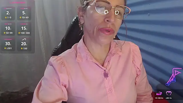 Snapshot of Chayla_Ruiz chatting on May 2026 01:29:02 PM Chayla Ruiz online show from May 2026 01:29:02 PM