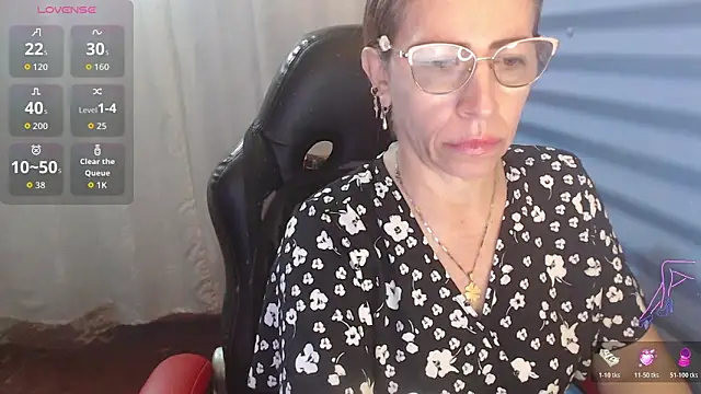 Snapshot of Chayla_Ruiz chatting on May 2026 02:14:01 PM Chayla Ruiz online show from May 2026 02:14:01 PM