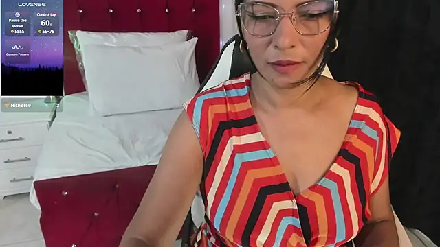 Snapshot of Wanda_Milf chatting on December 2024 09:32:02 PM Wanda Milf online show from December 2024 09:32:02 PM