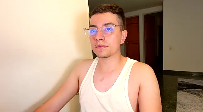 Jhoan saenz online show from March 2025 03:23:02 AM