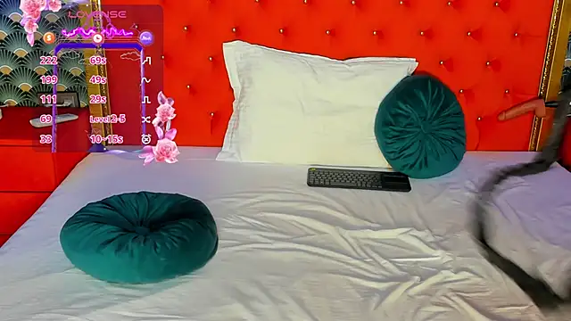 Snapshot of VallerieJones chatting on February 2025 07:28:02 AM VallerieJones online show from February 2025 07:28:02 AM