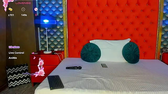 Snapshot of VallerieJones chatting on March 2025 07:20:02 PM VallerieJones online show from March 2025 07:20:02 PM