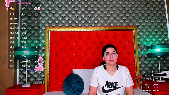 Snapshot of VallerieJones chatting on March 2025 03:52:01 AM VallerieJones online show from March 2025 03:52:01 AM