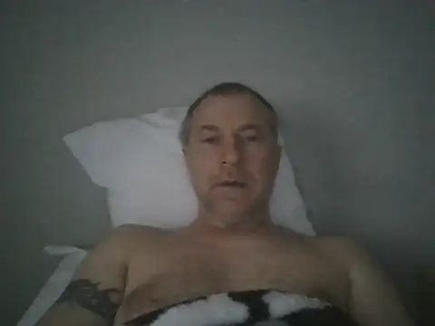 mustang69696 online show from November 2025 11:11:01 AM