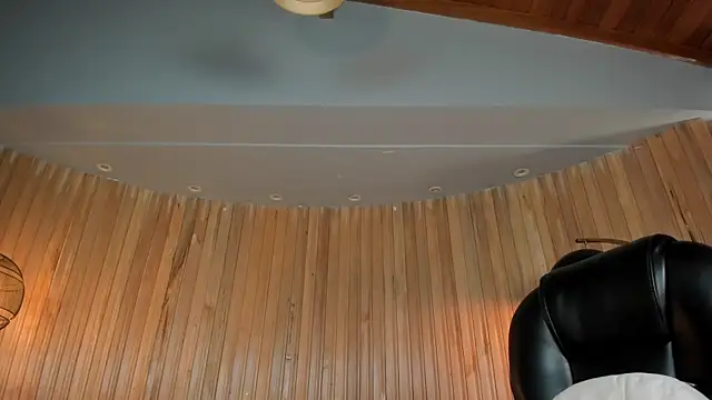 Snapshot of MaryLewis_ chatting on March 2025 02:48:02 PM MaryLewis online show from March 2025 02:48:02 PM