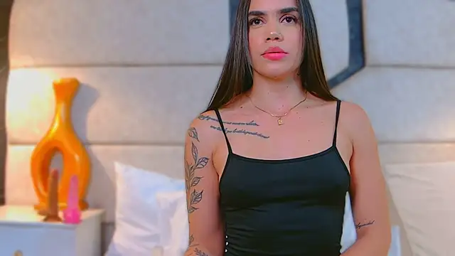 Snapshot of April_Cutee chatting on February 2025 03:05:02 PM April Cutee online show from February 2025 03:05:02 PM