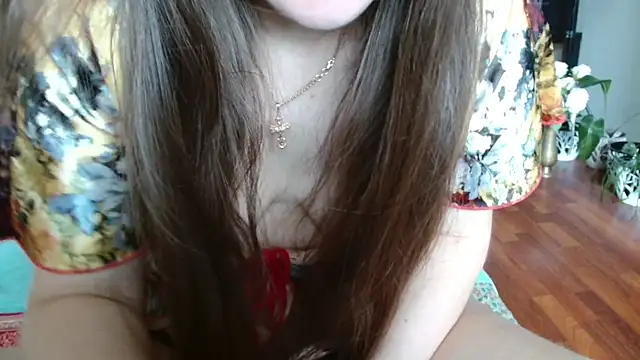 Snapshot of KiraGoldens chatting on April 2026 09:59:02 AM KiraGoldens online show from April 2026 09:59:02 AM