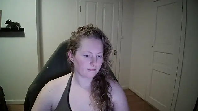 Snapshot of Girlnina-1995 chatting on December 2024 07:49:01 PM Girlnina-1995 online show from December 2024 07:49:01 PM