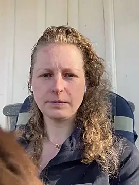 Girlnina-1995 online show from March 2026 11:06:02 AM