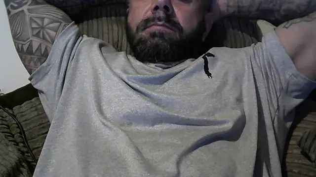 muscle1976 online show from December 2024 07:13:02 PM