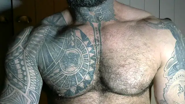 muscle1976 online show from September 2025 08:45:02 PM