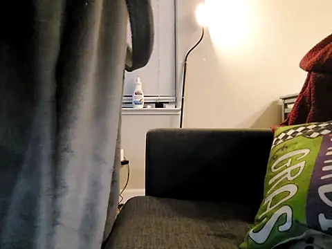 theone11169 online show from February 2026 03:43:01 AM