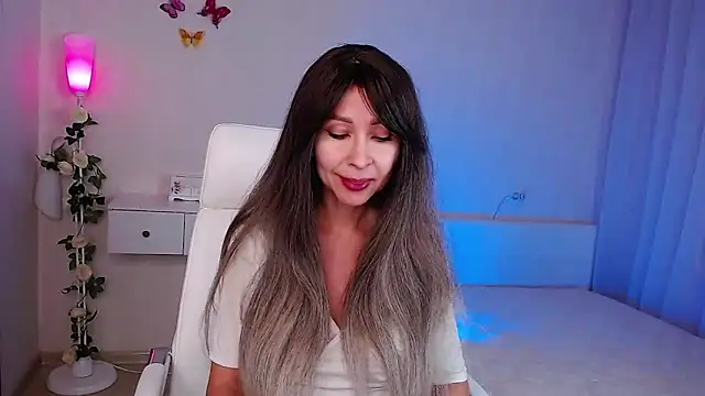 wendifoste online show from November 2025 05:56:02 PM