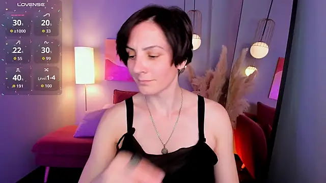 LorenDaze online show from July 2026 01:58:01 PM