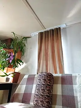 IrmaRose online show from September 2025 04:46:02 AM