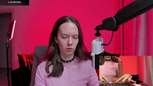 DivineBite online show from February 2026 02:24:02 PM