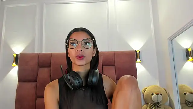 Snapshot of liagirl_cute chatting on January 2025 03:58:01 AM liagirl cute online show from January 2025 03:58:01 AM