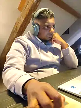 Bandusrilankasexymen online show from March 2025 09:48:01 PM