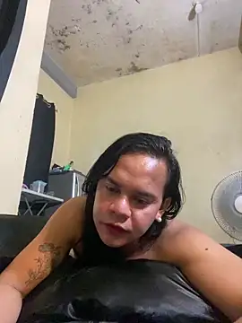 sweetyula online show from May 2026 11:12:03 PM