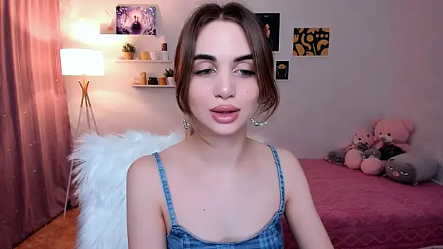 aPieceOfJoy online show from February 2025 08:44:02 PM