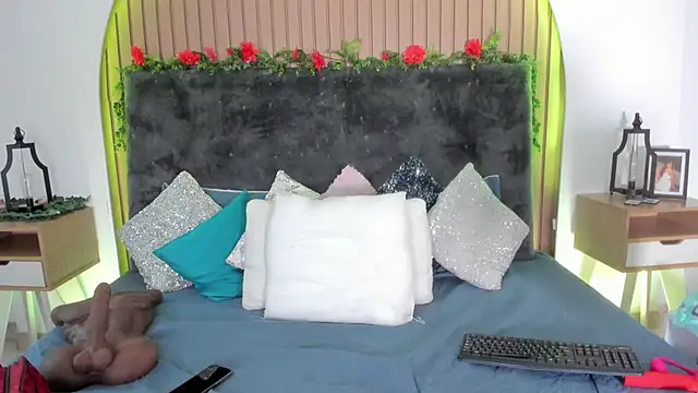 Karlagonzales  online show from March 2026 06:36:01 PM