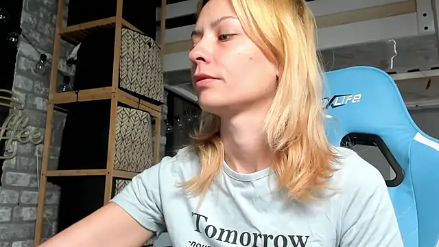 karo123421 online show from September 2025 08:02:02 AM