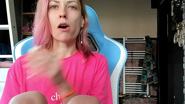 karo123421 online show from October 2025 08:33:01 AM