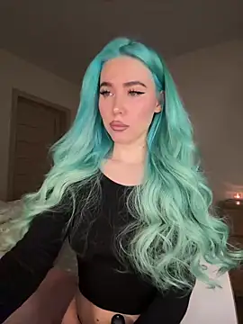 xDinnax online show from March 2025 02:12:02 PM