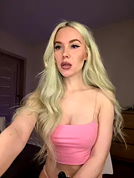 xDinnax online show from September 2025 01:05:02 PM