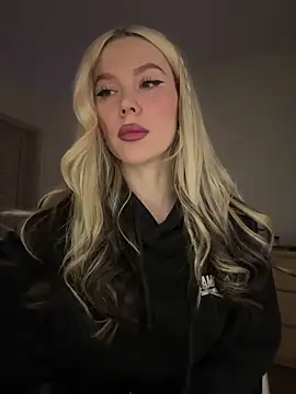 xDinnax online show from April 2026 07:18:01 PM