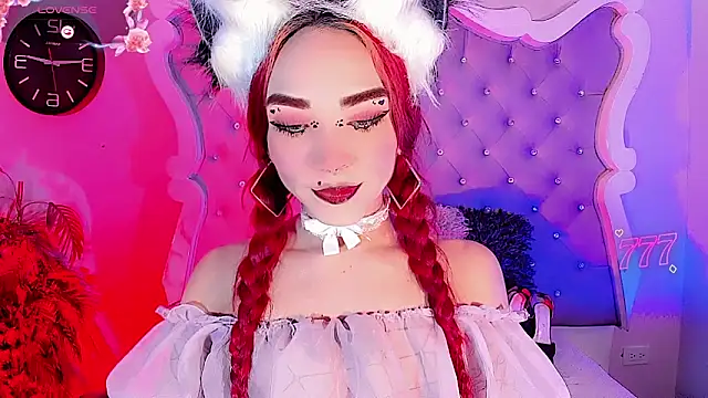 LeyXandrabraz online show from June 2026 07:59:01 PM