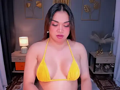 MaxeneCullens online show from December 2024 04:25:01 AM