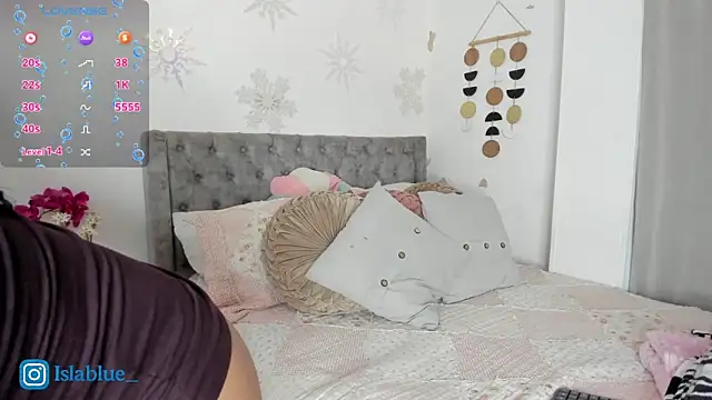Kianna   online show from May 2026 10:07:01 PM