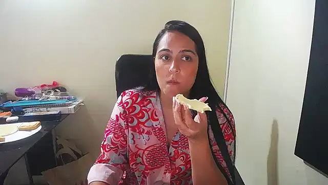 kendall 52 online show from January 2025 01:52:02 PM