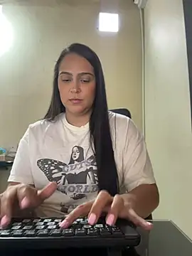 kendall 52 online show from July 2026 03:43:01 PM