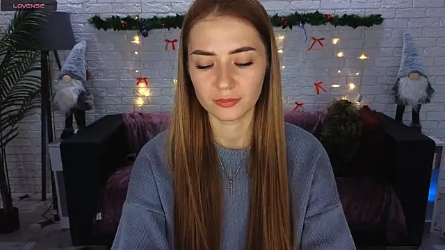 Adelyna Bird online show from December 2024 11:33:02 AM